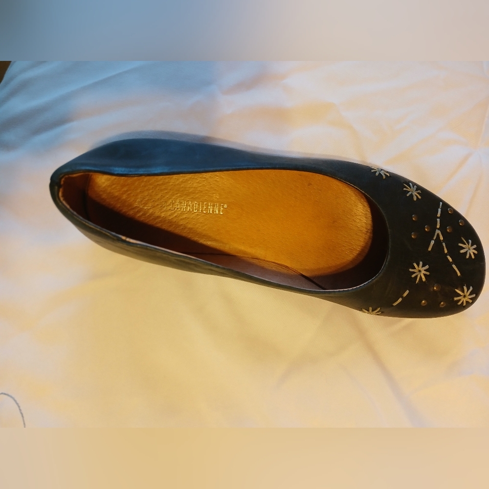 Black leather flats size 38